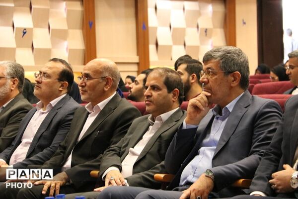 اجلاس مدیران استان یزد در آستانه بازگشایی مدارس