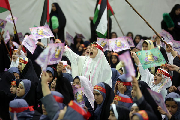 اجتماع دانش‌آموزی سربازان کوچک برای مقاومت در قم