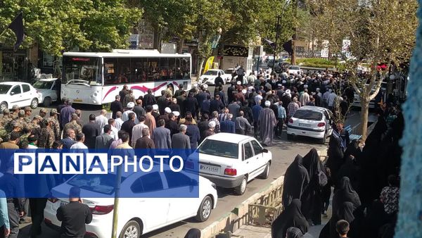 مراسم تشییع پیکر شهید جانباز «علی رفیعی» در کاشمر 