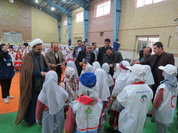 آیین برگزاری زنگ سپاس معلم در مدرسه خانکلابی بجنورد