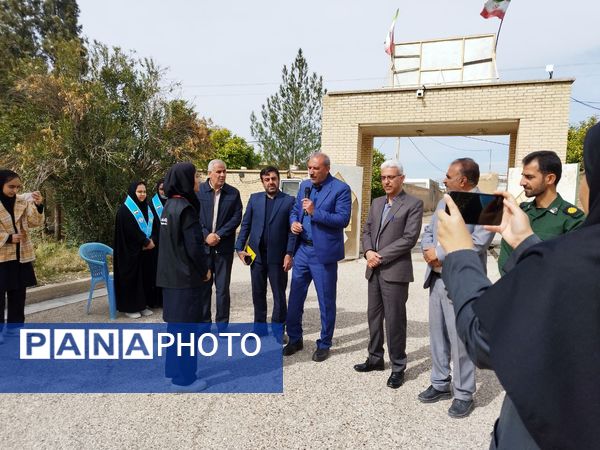 جشن مدرسه‌ای «ایرانمون» در مدرسه شهدای میانشهر