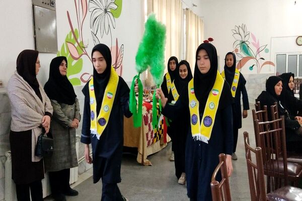 اجلاس استانی ویژه مدیران دبیرستان‌های نمونه دولتی و شبانه‌روزی استان خراسان رضوی در دبیرستان دخترانه شهید مجید دهنوی