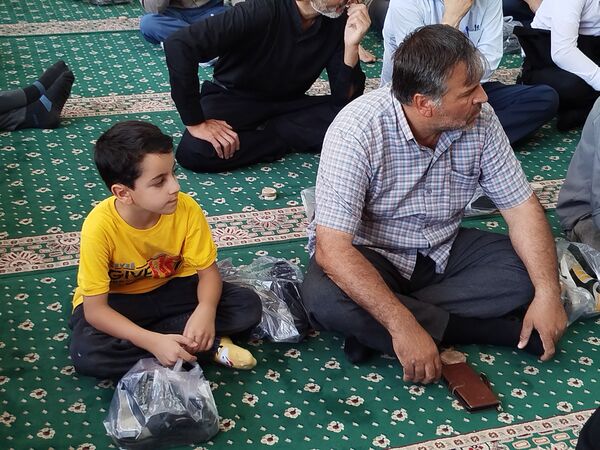 حضور پرشور جوانان و نوجوانان در نماز جمعه کاشمر