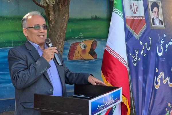 آیین افتتاحیه زمین چمن مصنوعی دبستان اسماعیل سامنی ناحیه ۲ بهارستان