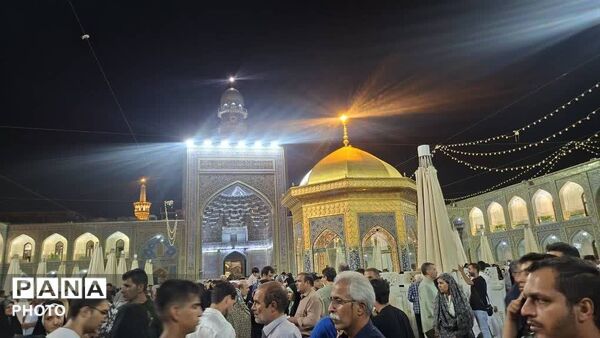 نورِ ربیع در آستانه‌ی رضا؛ جشنی در دلِ حرم