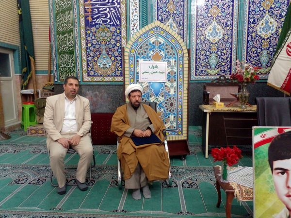 شرکت دانش آموزان دبستان هدی یک  در یادواره شهید حسن رستمی