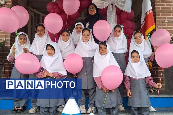 برگزاری جشن شکوفه های کلاس اولی در مدارس میقات و حضرت معصومه (س) منطقه پردیس 