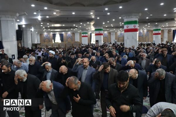 گرامیداشت اربعین رهبر شهید انقلاب و شهدای جنگ رمضان در نماز جمعه باقرشهر و کهریزک 