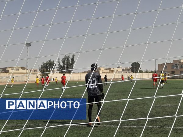 مسابقات فوتبال مدارس متوسطه دوم در رفسنجان