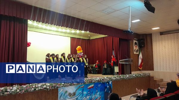 جشن نیمه شعبان و  گرامیداشت دهه فجر انقلاب اسلامی در کانون مهرتابان نیشابور