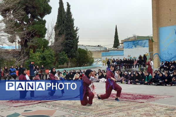 المپیاد ورزشی درون مدرسه‌ای در دبیرستان شاهد فیض ناحیه ۳ شیراز