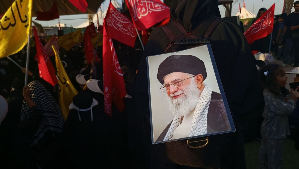 موکب «حسینا»، کلاس درس دانش‌آموزان حاجی‌آبادی در قلب کربلا