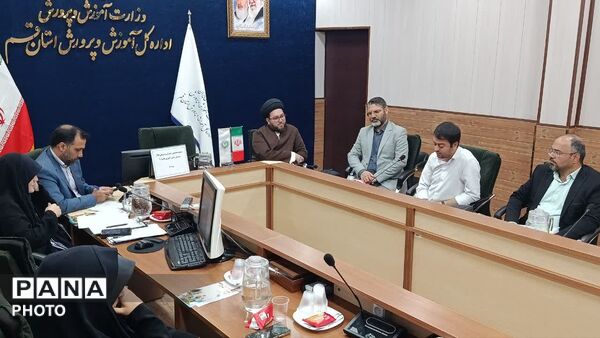 سلسله نشست‌های تخصصی مدیران و مربیان مدارس تشکیلاتی سازمان دانش‌آموزی در قم