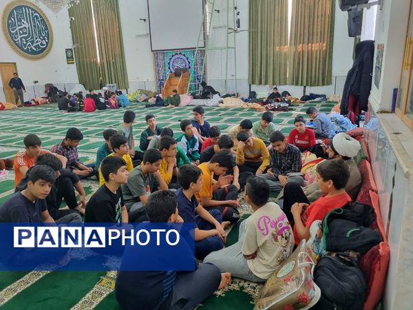 حلقه‌های صالحین اعتکاف در شهرستان خلیل‌آباد 