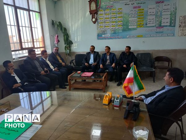 طنین قرآن، عترت و نماز در مشهدمرغاب