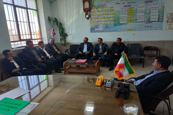 طنین قرآن، عترت و نماز در مشهدمرغاب