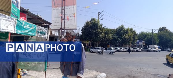 توزیع شربت و شیرینی به مناسبت میلاد پیامبر اسلام (ص) 