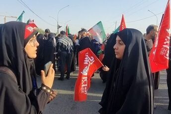 حرف دل زائران نوجوان درمراسم تشییع رهبر شهید