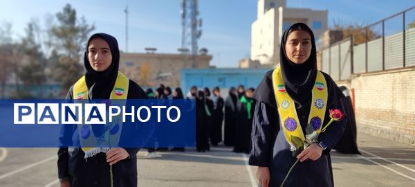 مراسم وداع با شهید گمنام در دبیرستان شهید هاشمی نژاد نیشابور