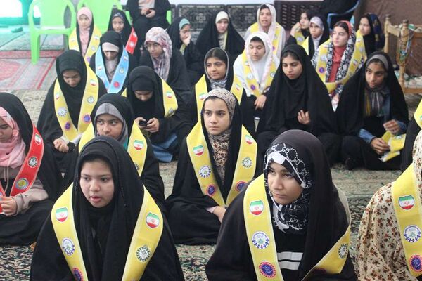 دومین روز از خلوت مومنانه دانش‌آموزی