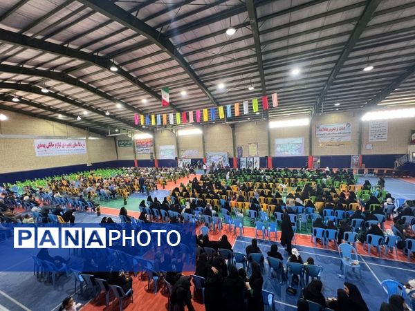 همایش هفته بزرگداشت مقام معلم در شهر آشخانه