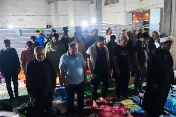 ازدحام پرشور زائران از شهرستان بیضا در کربلا معلی