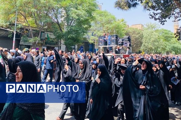 تشییع و وداع با پیکر مطهر زوج شهید سبزواری