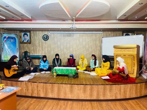 مسابقات منطقه‌ای تئاتر دانش‌آموزان دبیرستان توحید یک در شهرستان قدس 