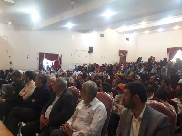 اختتامیه دومین جشنواره فرهنگی هنری شهید آرمان علی‌وردی در شهرستان میمه