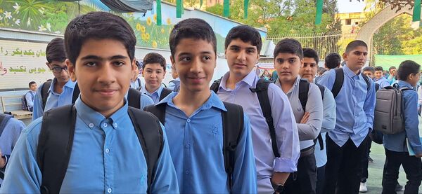 بازگشایی مدرسه شهید مطهری با لبخند مهر 