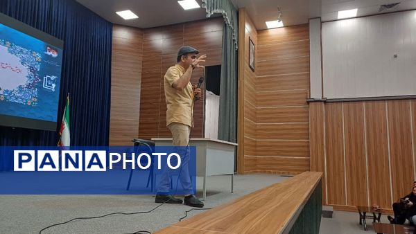 همایش دانش‌آموزان برتر مدارس دولتی منطقه ۱۵