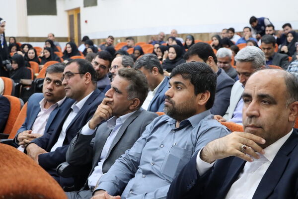 همایش تجلیل از معلمان نمونه استان بوشهر