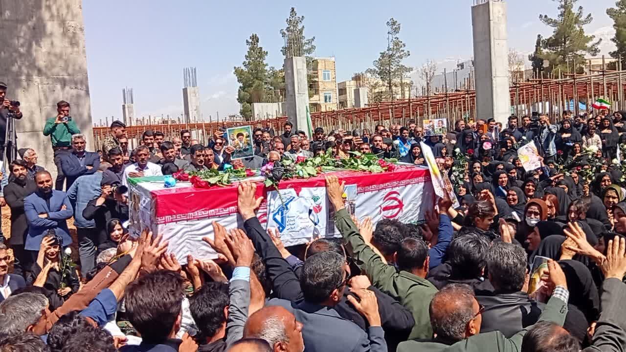 تشییع پیکر مطهر شهید علی کیانی در یاسوج 