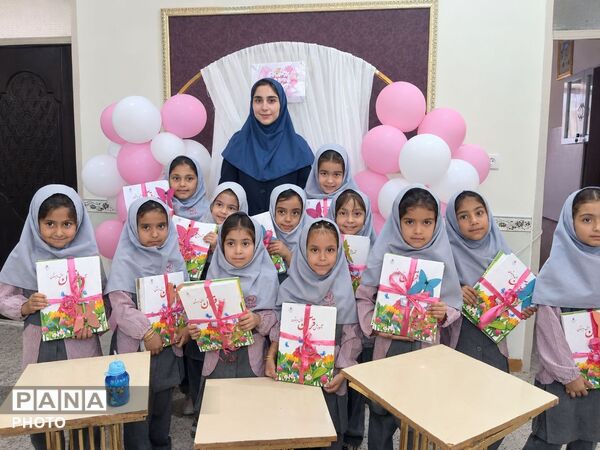 جشن شکوفه‌ها؛ آغاز یک فصل تازه برای کلاس‌اولی‌های ابن‌سینا