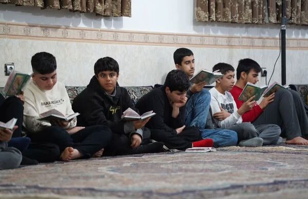 اعتکاف دانش آموزی در استان گلستان