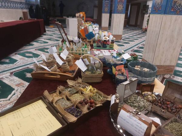 برگزاری نمایشگاه گیاهان دارویی در دبیرستان شاهد شهدای اقتدار ملارد 