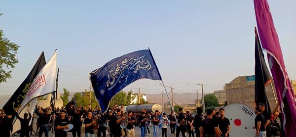 تاسوعای حسینی مکتب ایثار وآزادگی 