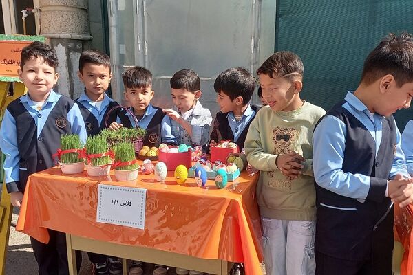 جشنواره «نوروز رنگارنگ» در دبستان شهید سلیمی جهرمی کهریزک
