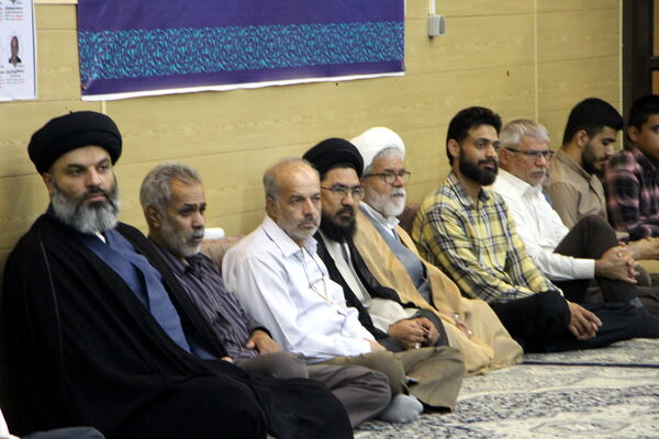 جشن میلاد رسول اکرم(ص) و امام جعفر صادق(ع) در دفتر نماینده ولی فقیه استان یزد 