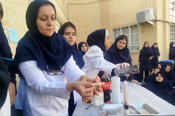 دانش‌آموزان با دستان خود، اسرار علم را گشودند