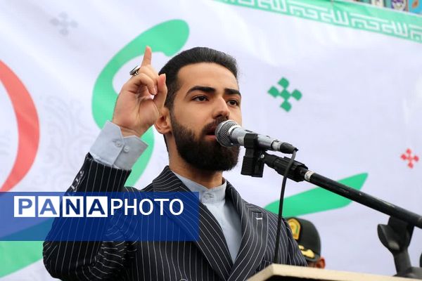 ۲۲ بهمن، میعادگاه حضور آگاهانه مردم قرچک در صحنه