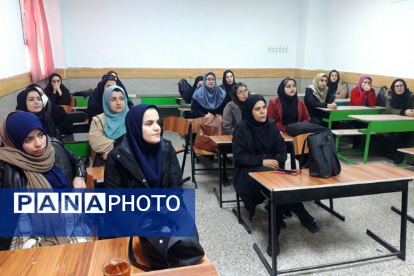 اولین دوره آموزشی آموزگاران با هدف کیفیت بخشی برنامه های سلامت و تندرستی 