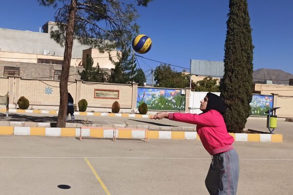 پویش یک روز با ورزش در مدارس شهرستان آباده