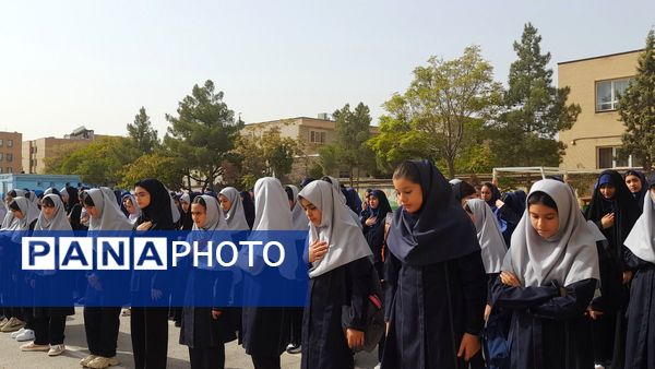 برگزاری جشن جوانه ها در دبیرستان نورالهدی 