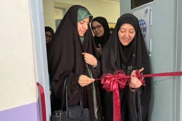  افتتاح سایت دبیرستان فرزانگان قدس با حضور مدیرکل سمپاد
