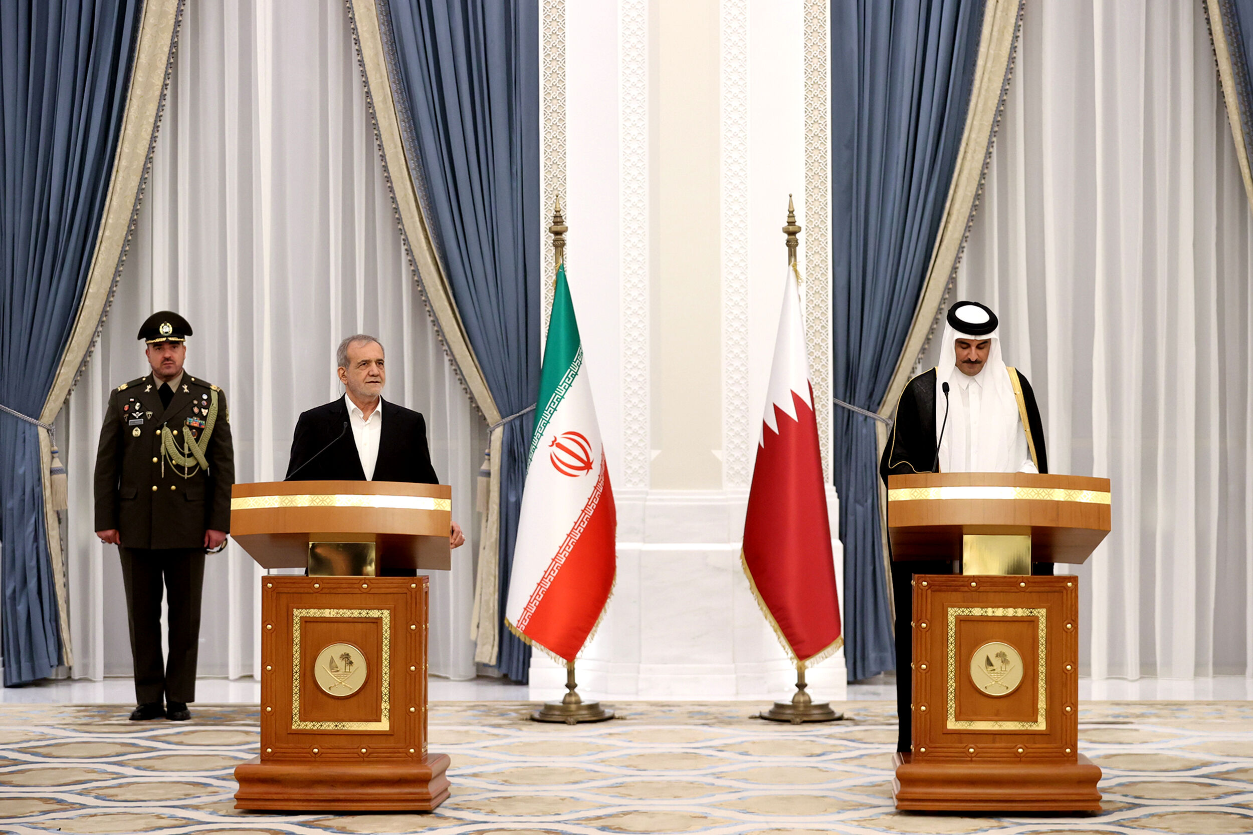 ایران و قطر برای گسترش روابط اراده مشترک دارند