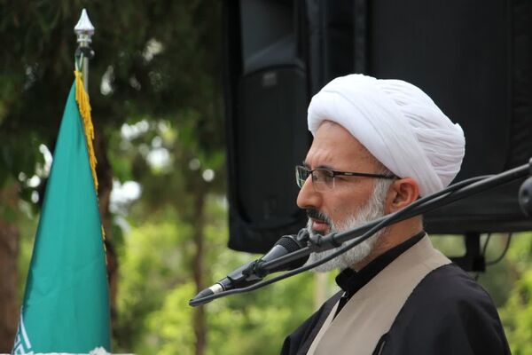 مراسم سوگواری شهدای خدمت در گلزار شهدای شهرستان گلپایگان