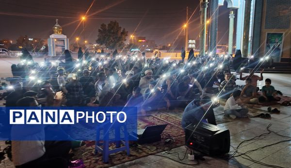 پارسیان در شب ولادت حضرت زینب (س) غرق در شادی و نور 