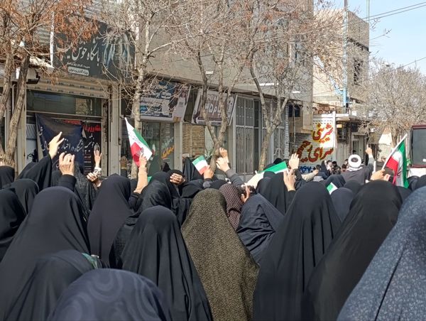 خروش پرشکوه مردم نسر در دفاع از آرمان‌های انقلاب اسلامی در راهپیمایی ۲۲ بهمن