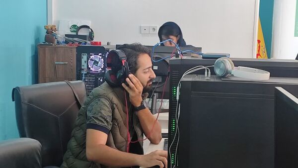 بازدید خبرنگاران و اعضای بسیج رسانه از دفتر «خبرفوری» در مشهد